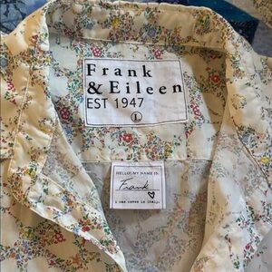 Frank & Eileen Frank Top 100% Cotton Women's L White Floral Chic and Elegant!
